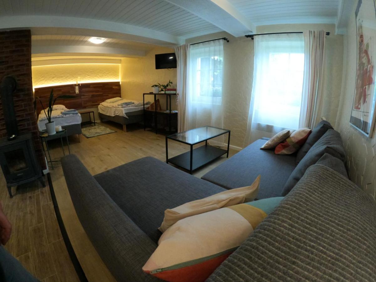 Апартаменты Mono House Русне Экстерьер фото